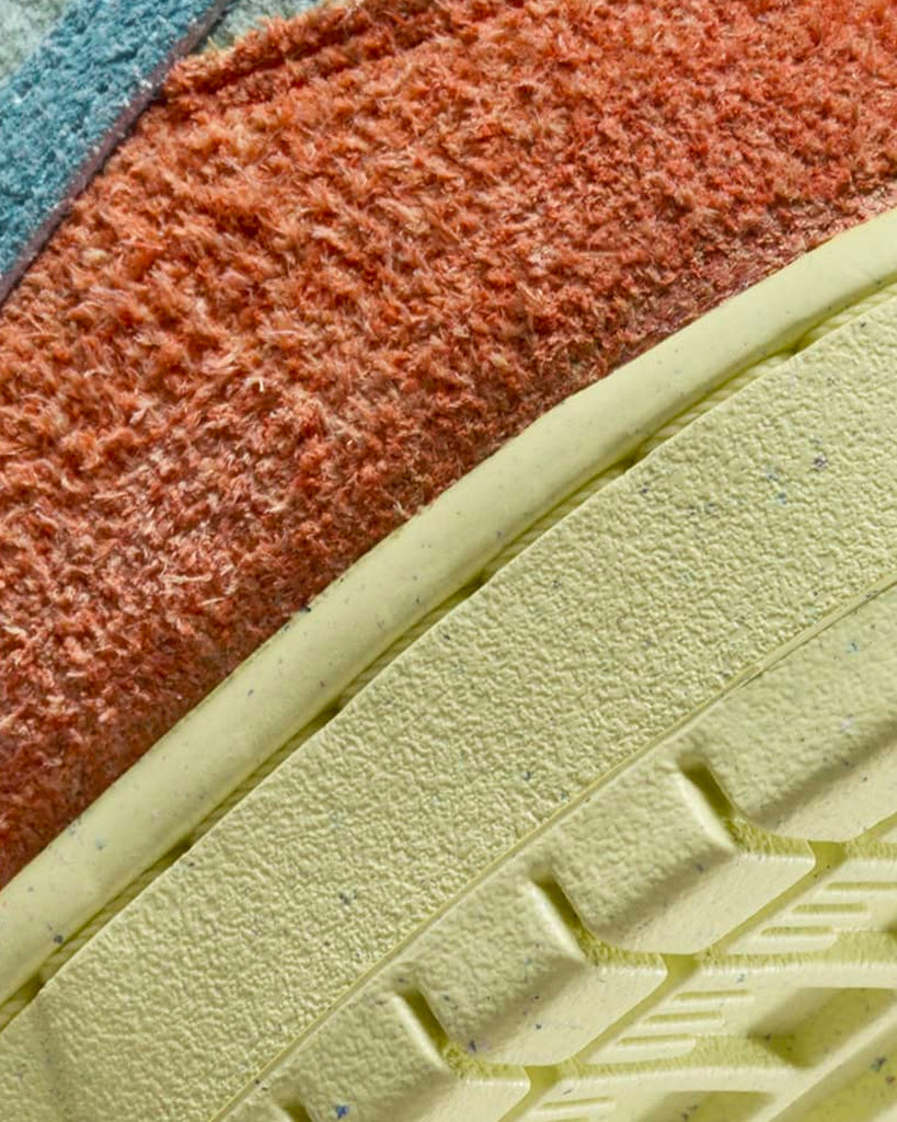Nike SB Dunk Low Orange / Emerald Rise Low Top Sneakers - Sneak in