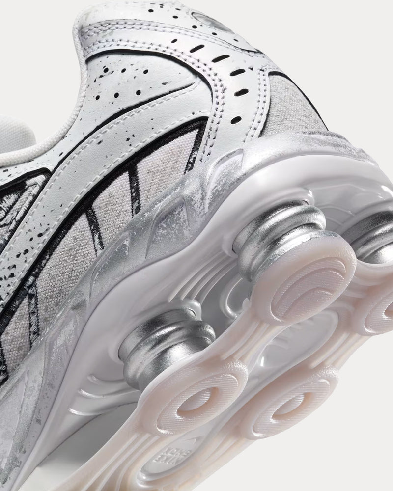 Nike Shox Ride 2 Metallic Platinum Low Top Sneakers - 5