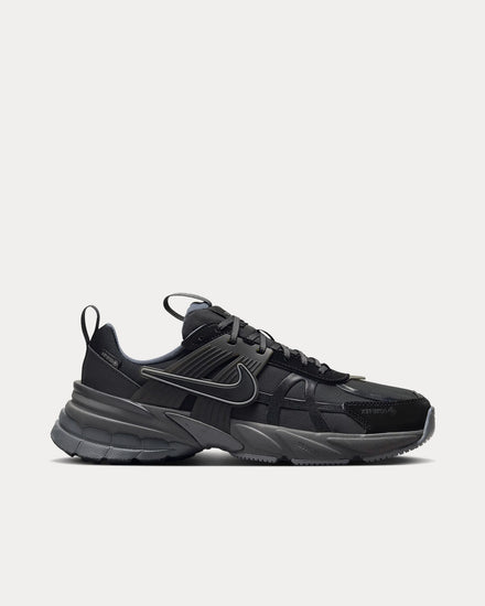 Nike V2K Run Gore-Tex Black / Iron Grey / Medium Ash / Black Low Top Sneakers - 1