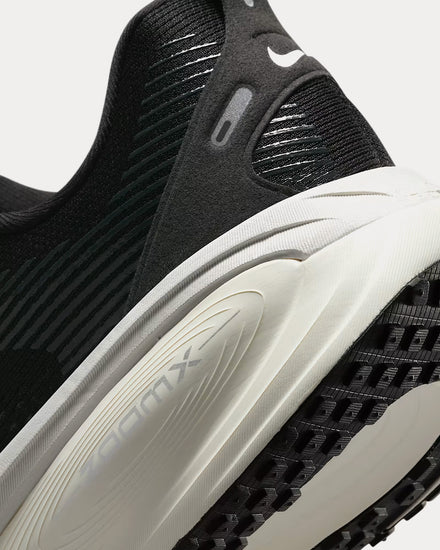 Nike Vomero 18 Black / Coconut Milk / Light Iron Ore / Summit White Running Shoes - 4