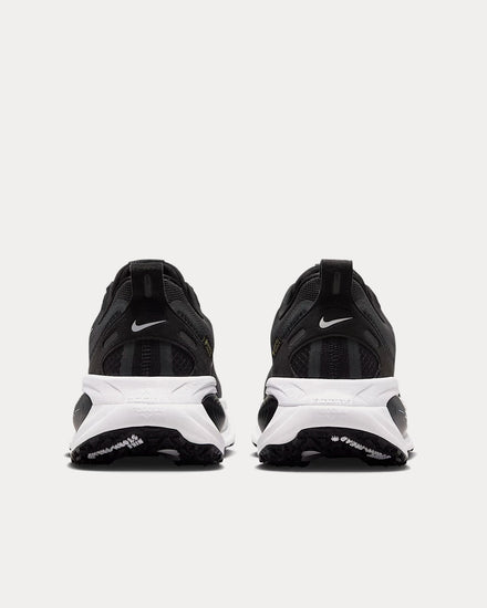 Nike Vomero 18 GORE-TEX Black / Anthracite / White / Metallic Silver Running Shoes - 4