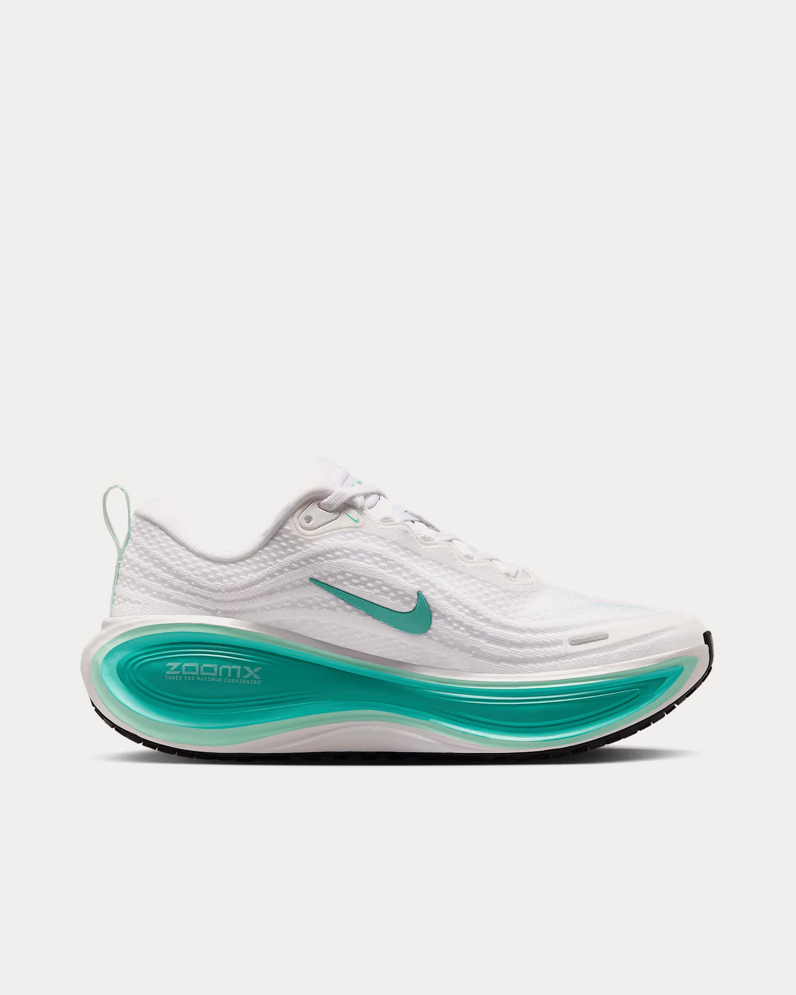 【NIKE】ホワイト/ミント シューズ Nike Women's Vomero Plus White / Mint Foam / Washed Teal