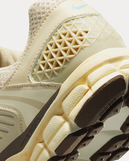 Nike Zoom Vomero 5 Oatmeal / Sail / Light Chocolate / Pale Ivory Low Top Sneakers - 3