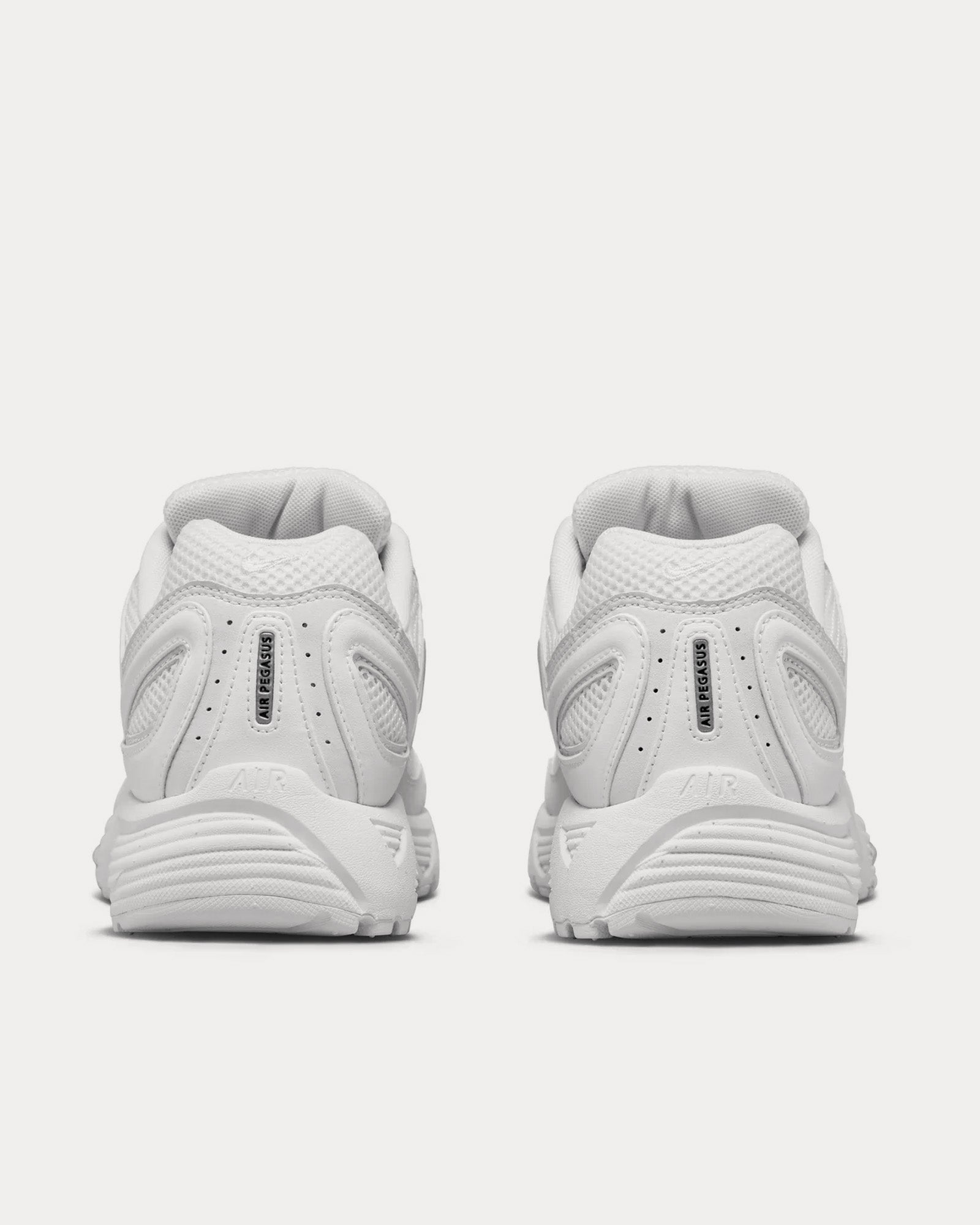 Nike x Comme des Garçons - Air Pegasus 2005 White Low Top Sneakers