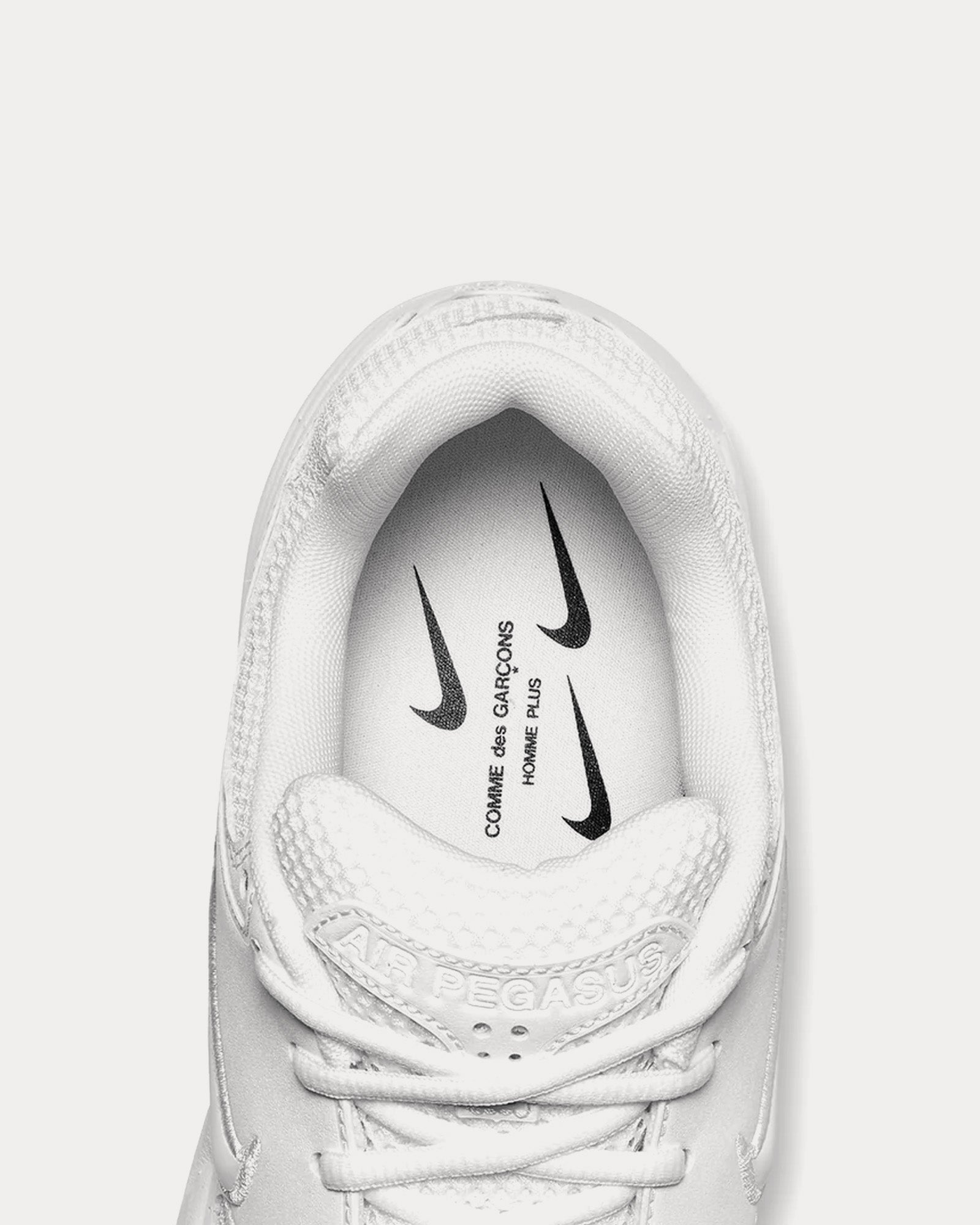Nike x Comme des Garçons - Air Pegasus 2005 White Low Top Sneakers