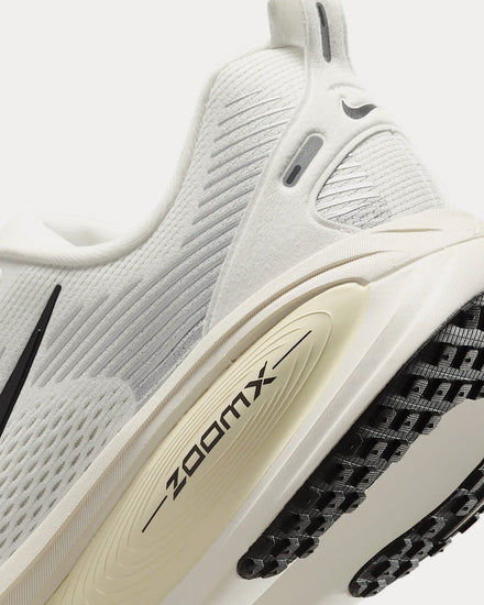 Nike Vomero 18 Summit White / Coconut Milk / Coconut Milk / Black Running Shoes - 4