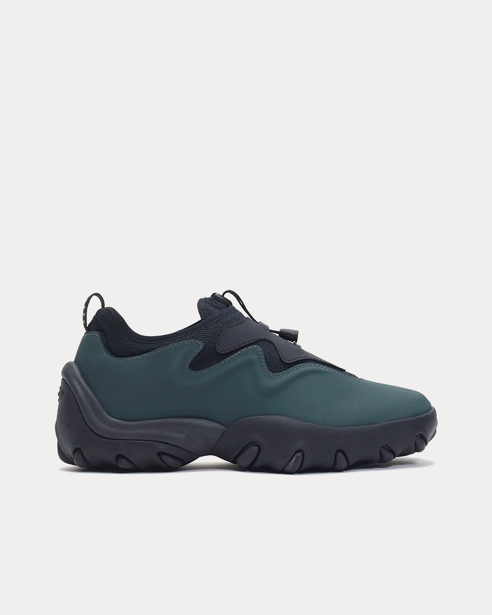 靴 OAKLEY x PIET SLIP-ON TEETH OG SNEAKERS Oakley x Piet Men's Teeth OG Faux Black Slip On Sneakers