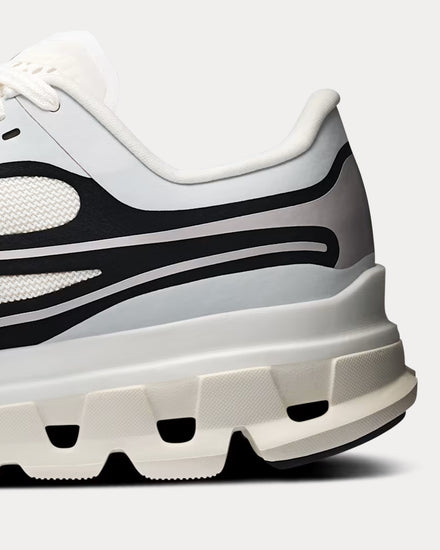 On Running Cloudflow 5 AD Ivory / Black Running Shoes - 5