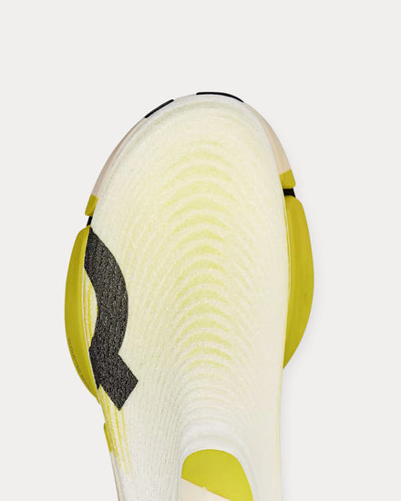 On Running LightSpray Cloudboom Strike 2 White / Lime Running Shoes - 6