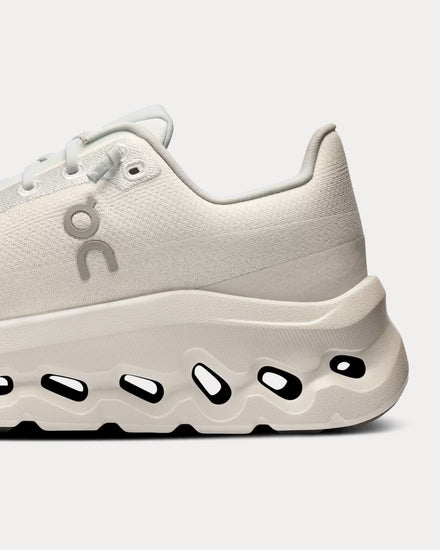 On Running Cloudtilt Arctic / Ice Low Top Sneakers - 5