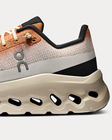 On Running Cloudtilt Ivory / Almond Low Top Sneakers - 5