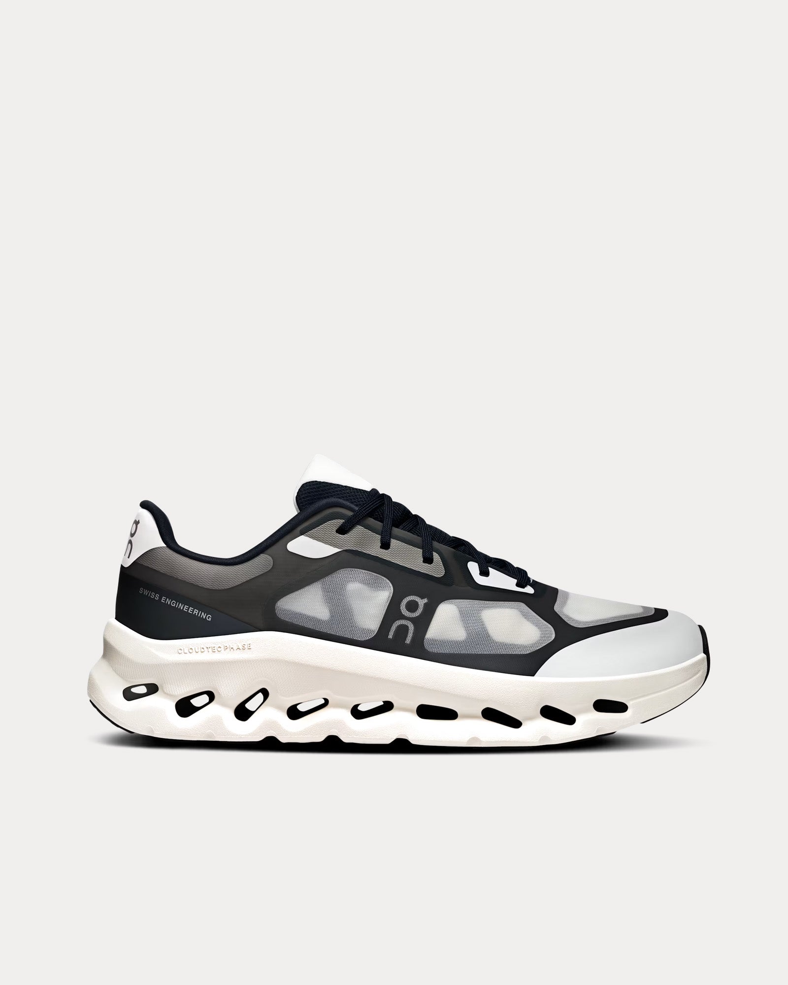 On Running Men's Cloudtilt Remix Black / Ivory Low Top Sneakers