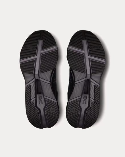 On Running Cloudnova X Black / Eclipse Training Shoes - 3
