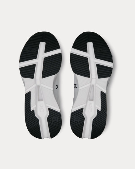 On Running Cloudnova X White / Black Running Shoes - 4