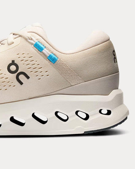 on スニーカー　Cloudsurfer Pearl | Ivory WOMEN'S CLOUDSURFER 2 - B - PEARL/IVORY | Performance