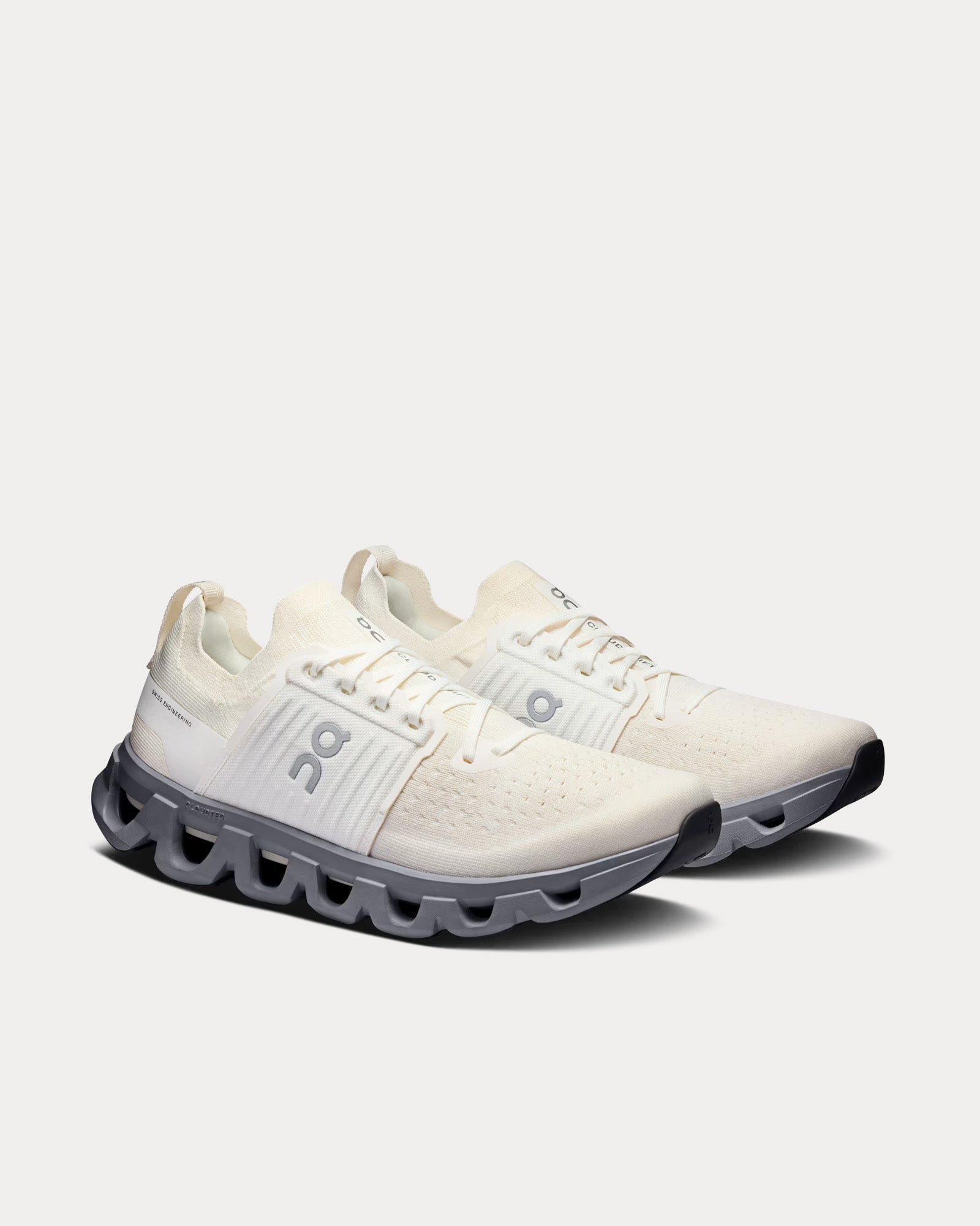 On Running Men's Cloudswift 4 Ivory / Alloy Running Shoes