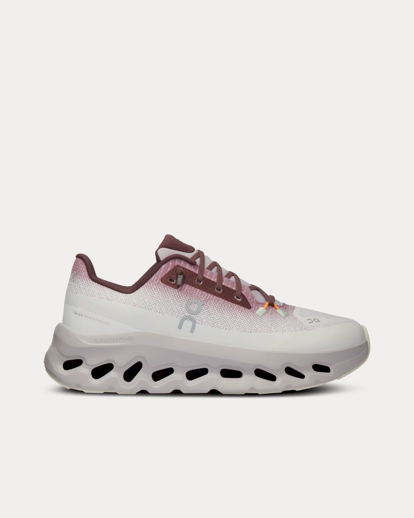 On Running Women's Cloudtilt Quartz / Pearl Low Top Sneakers