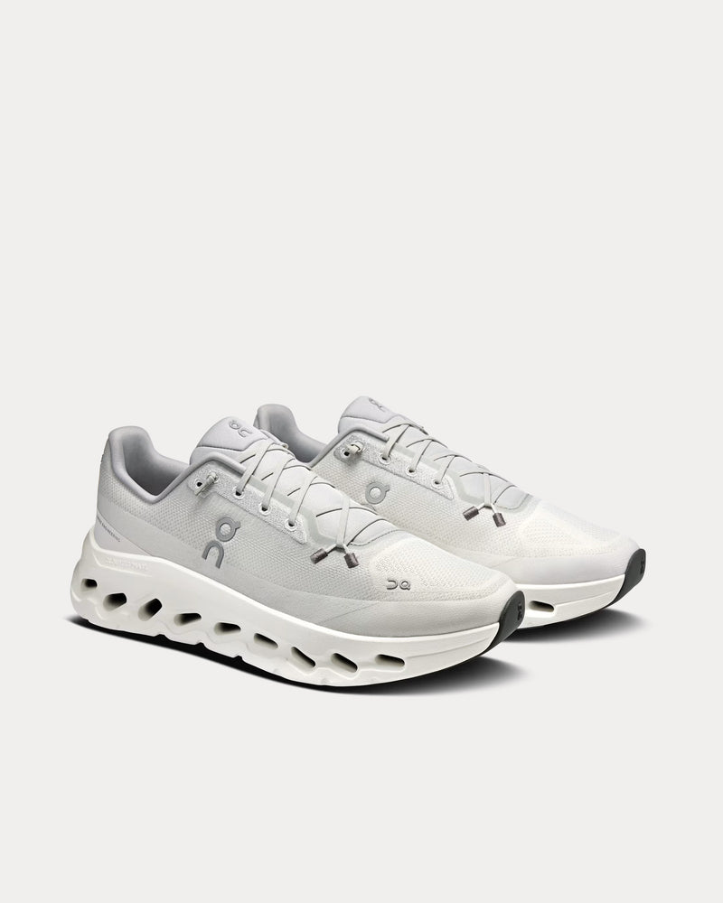 On Running Cloudtilt Glacier / Ice Low Top Sneakers - 3