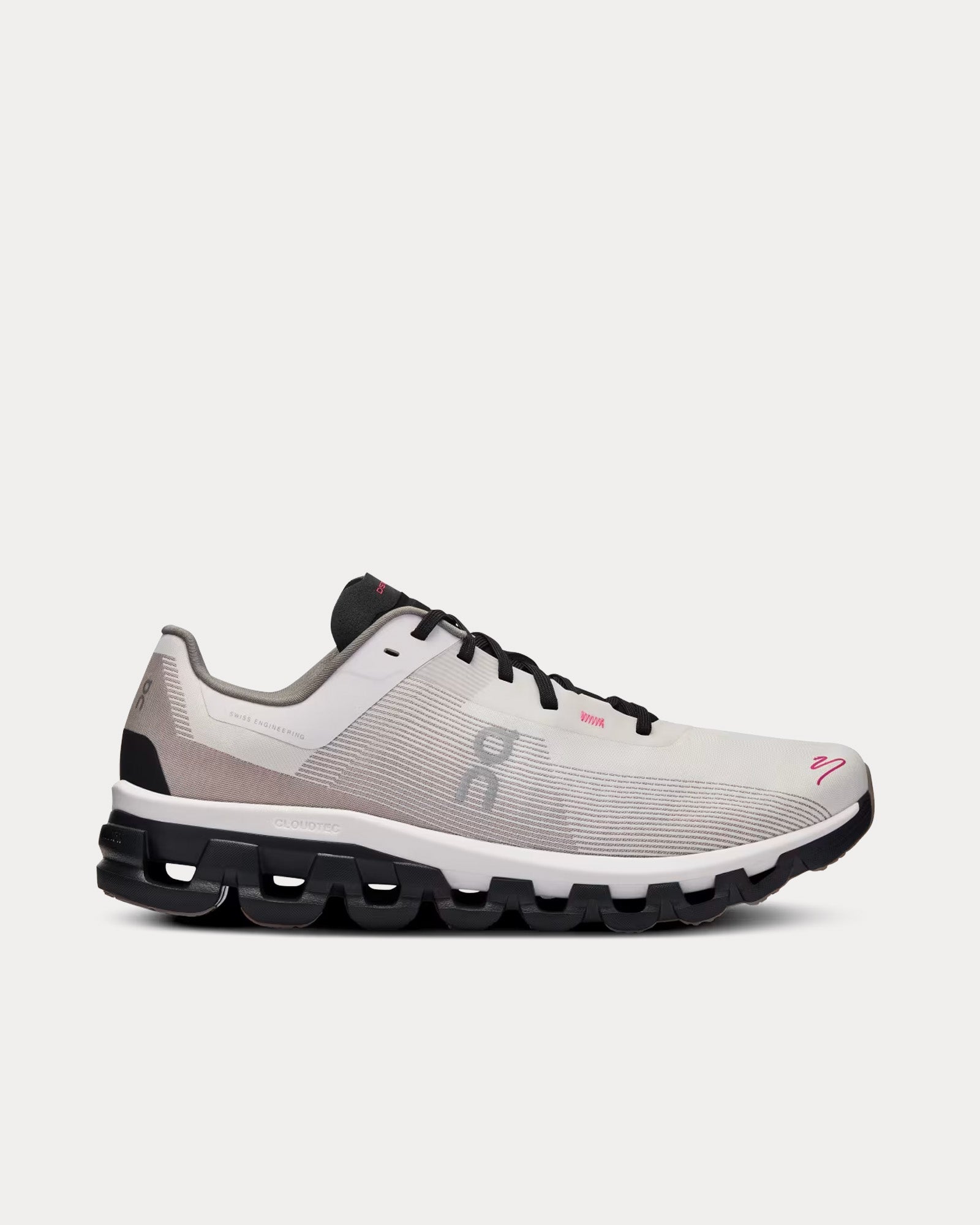 On Running x Distance - Cloudflow 4 White / Black Running Shoes
