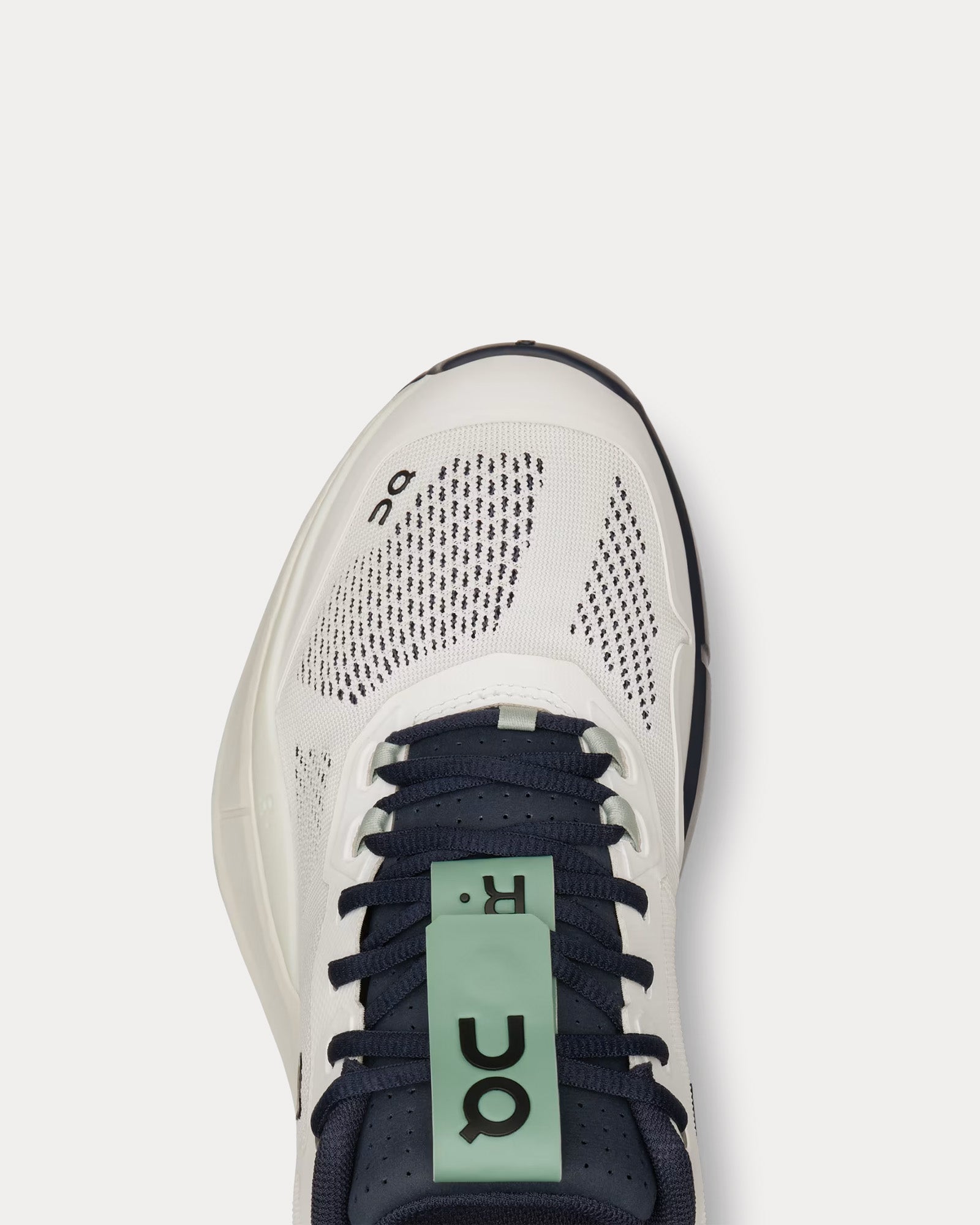 On Running - Roger Pro Undyed-White / Aloe Low Top Sneakers