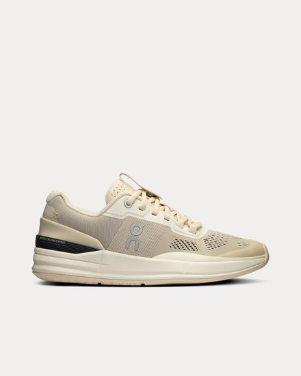 On Running The Roger Pro Sand / Ivory Low Top Sneakers - 1