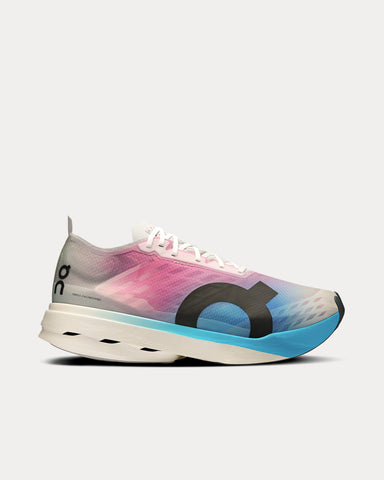 On Running Cloudboom Strike White / Horizon Running Shoes