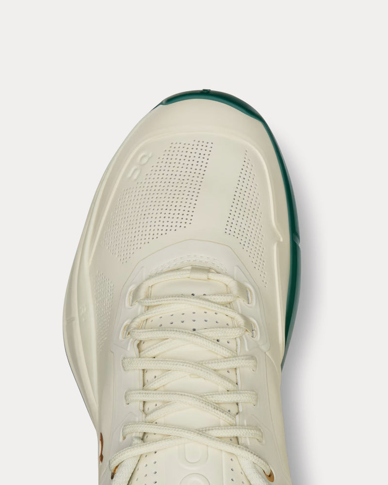 On x Beams Women's The Roger Pro Ivory / Evergreen Low Top