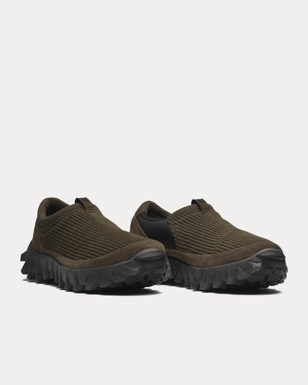 Salomon Snowclog Corduroy Delicioso / Black / Black Slip On Sneakers - 3