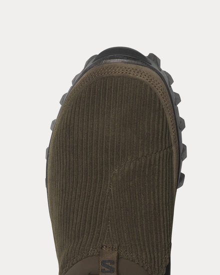 Salomon Snowclog Corduroy Delicioso / Black / Black Slip On Sneakers - 5