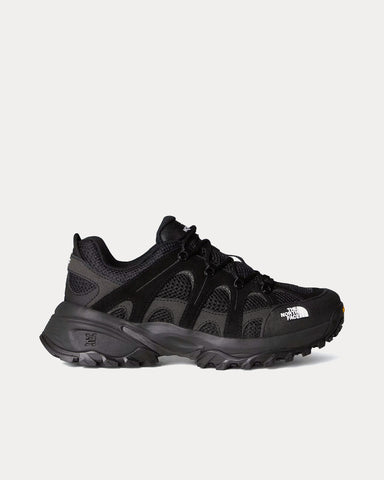 The North Face Hedgehog 06 RVST TNF Black / TNF White Low Top Sneakers