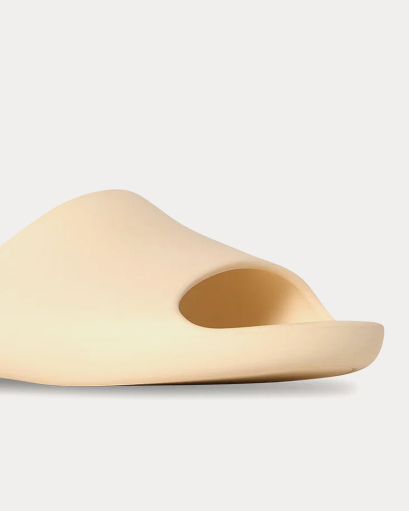 The Row Women's Ama Rubber Toile Slides
