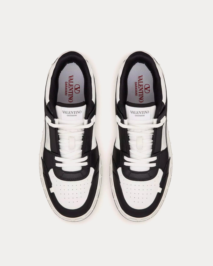 Freedots Leather Sneakers