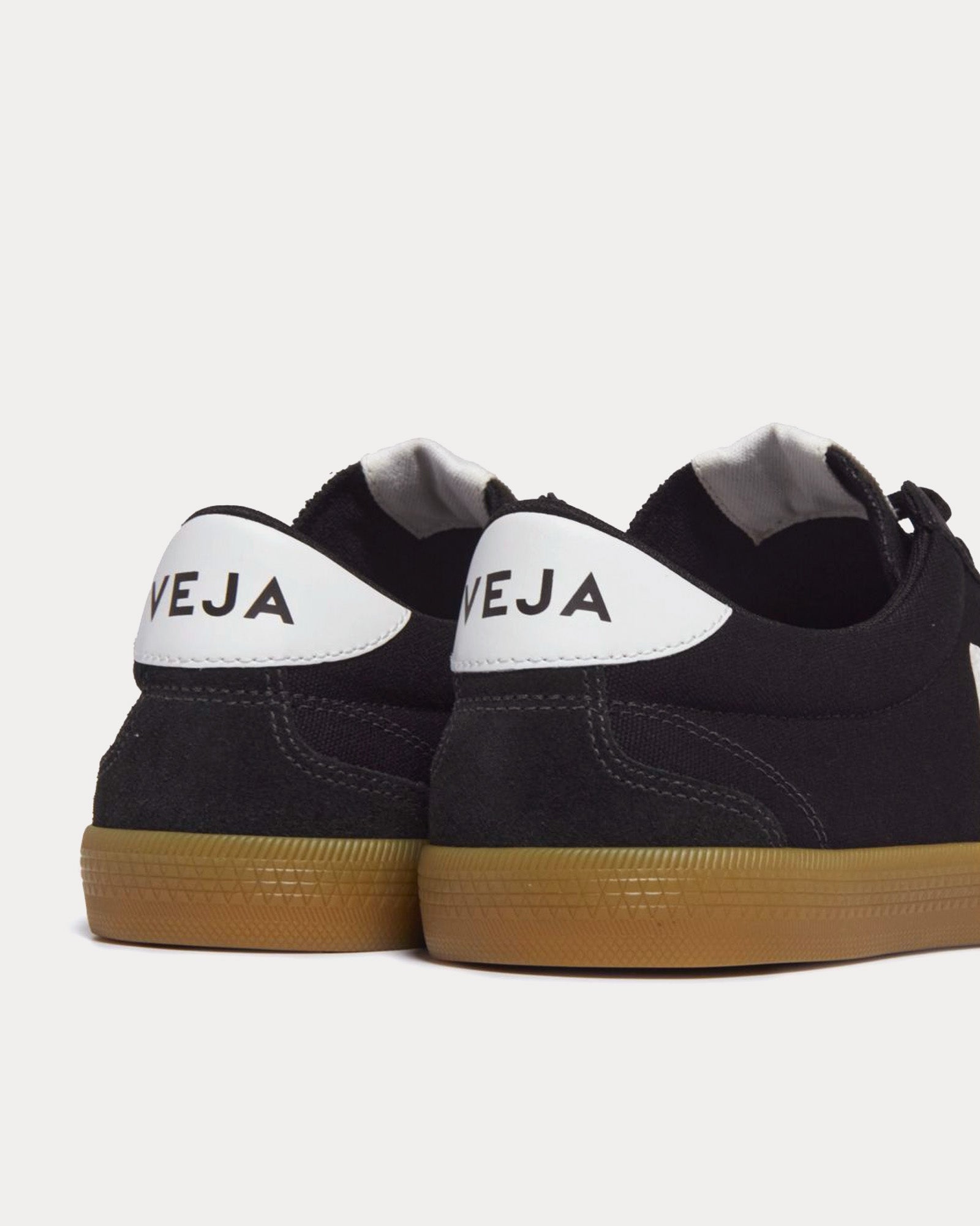 Veja - Volley Canvas Black / White / Natural Low Top Sneakers