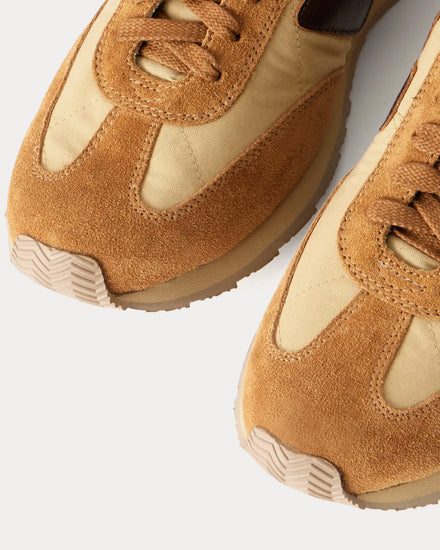 Visvim Men's FKT Runner Beige / Brown Low Top Sneakers Visvim Men's FKT Runner Beige / Brown Low Top Sneakers