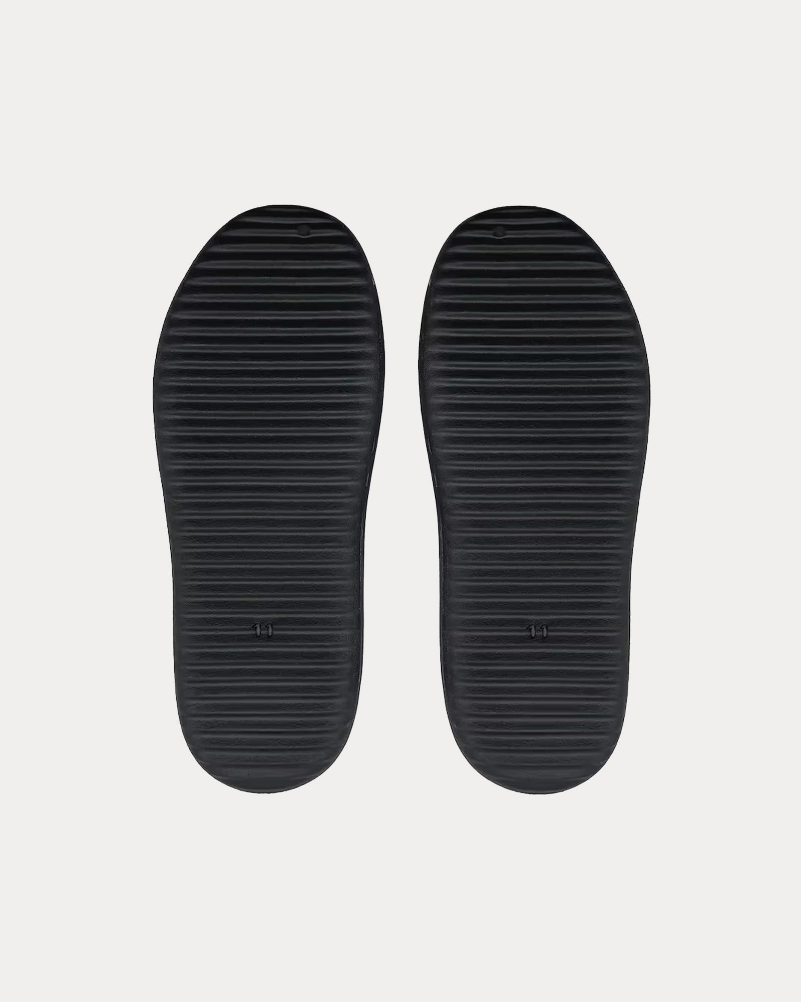 Yzy.com YZY Unisex The Yeezy Slides SL-01 Black Slip on Sneakers