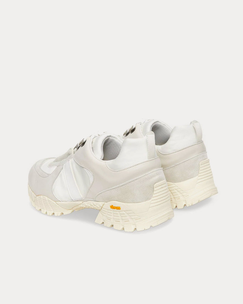 1017 ALYX 9SM Hiking Boot With Vibram Sole White Low Top Sneakers - 3