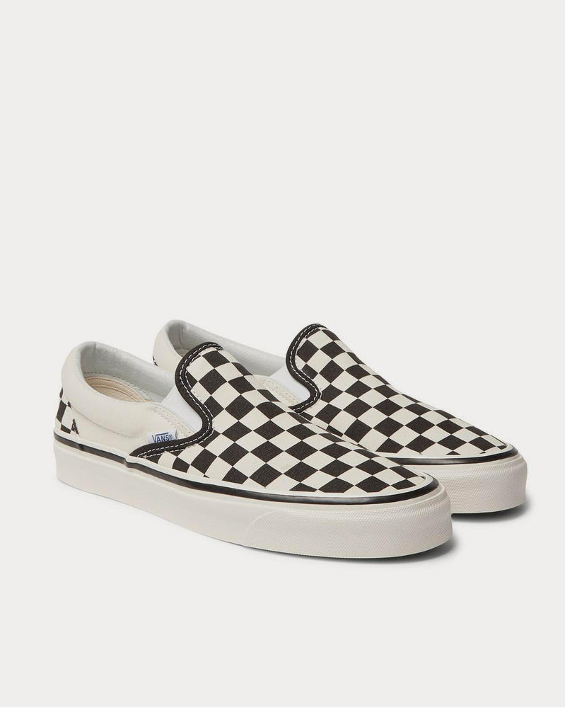 Vans UA Classic 98 DX Checkerboard Canvas Slip-On  White low top sneakers - 2
