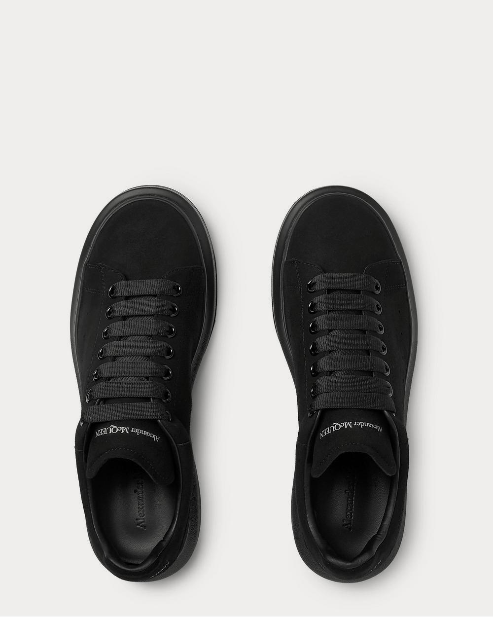 Alexander McQueen Exaggerated Sole Suede Black low top sneakers Sneak in Peace