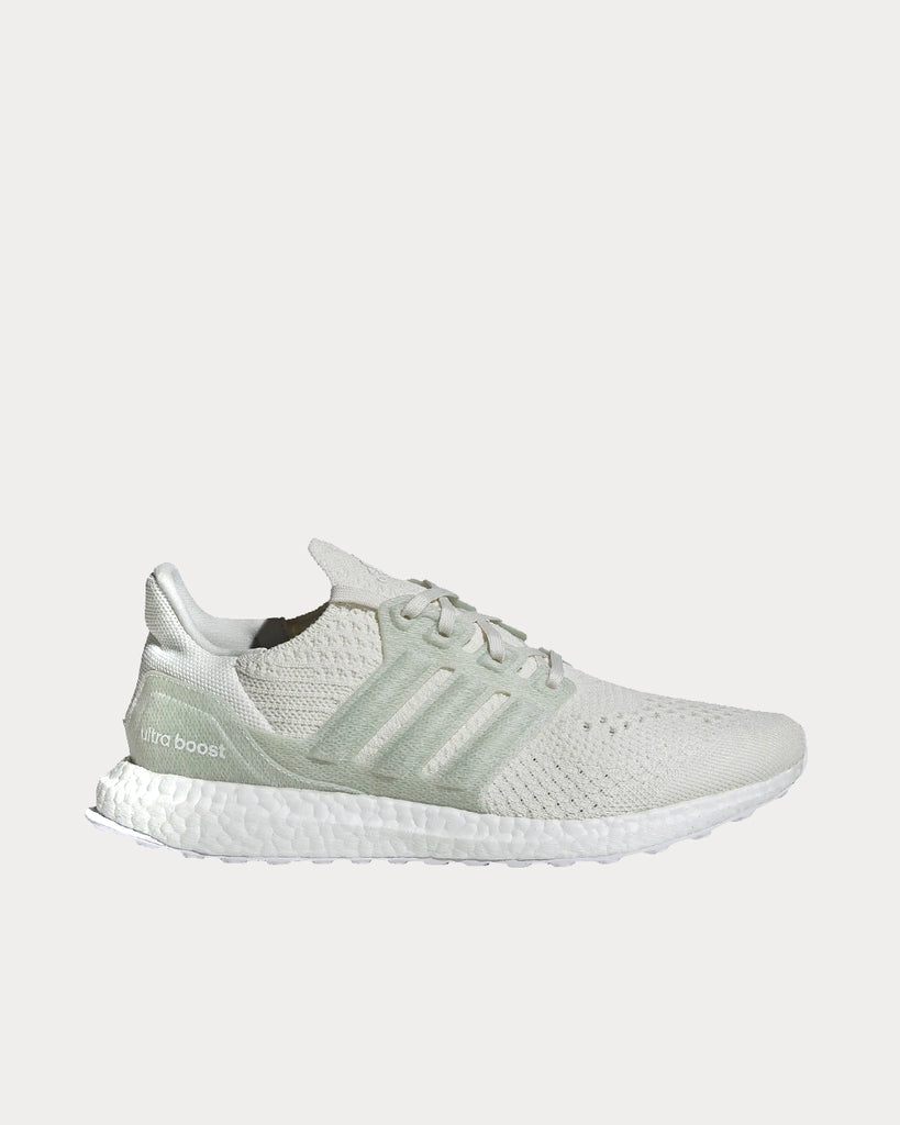 Adidas ultra boost deals black and white 6.0
