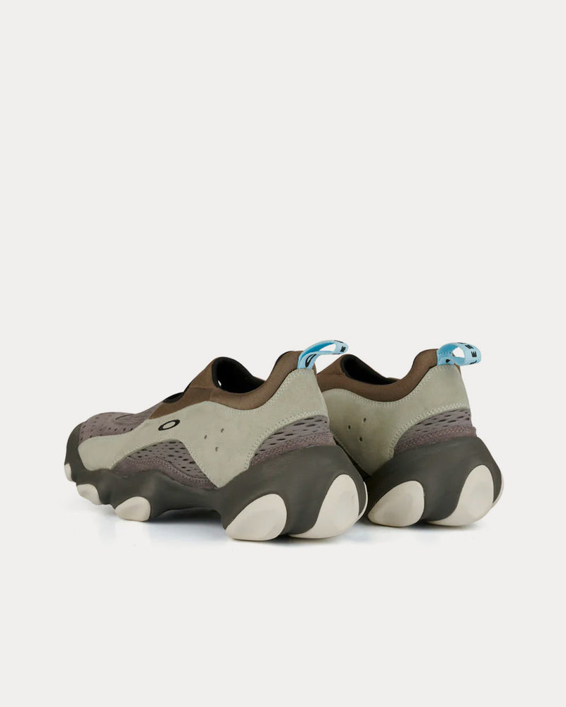 Oakley x Brain Dead Unisex Factory Team Flesh Sandal Iron / Brown