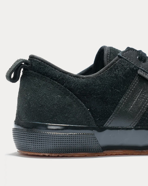 3420 Mil Black Low Top Sneakers