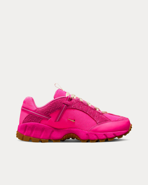 Air Humara LX Pink Low Top Sneakers
