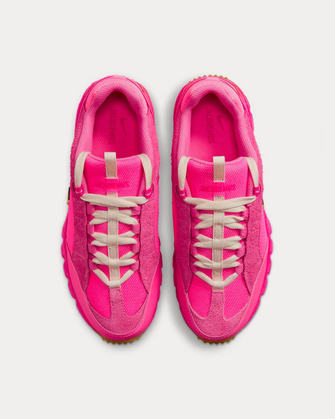 Air Humara LX Pink Low Top Sneakers