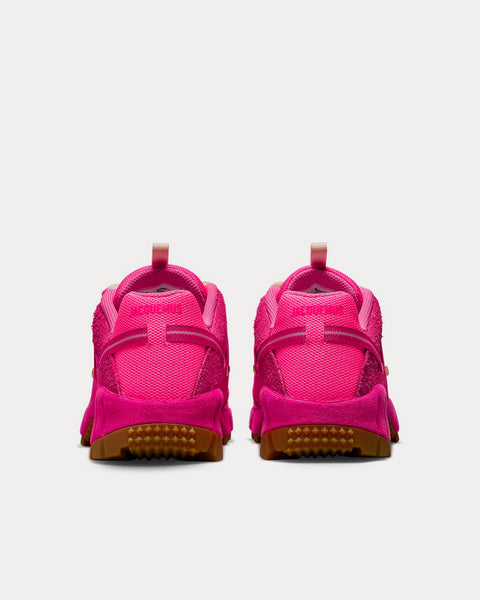 Air Humara LX Pink Low Top Sneakers