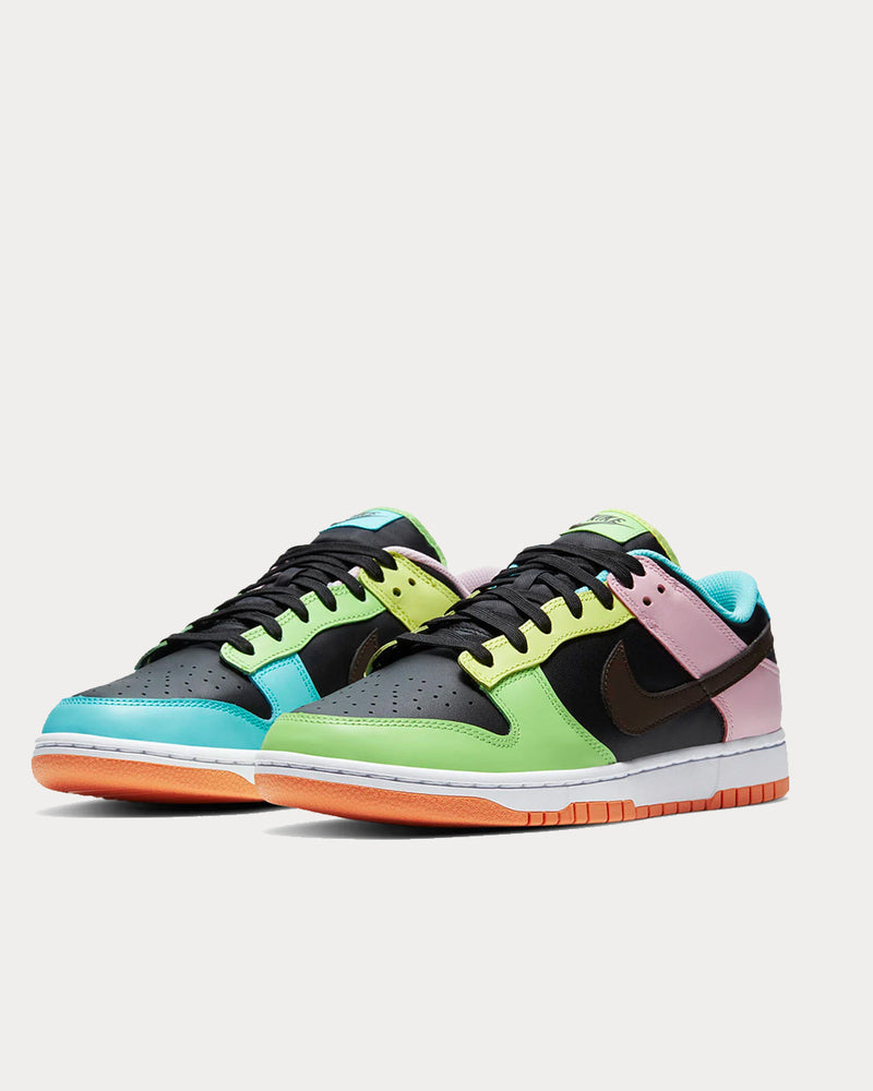 Nike Dunk Low SE Black / Chocolate / Copa / Pink Low Top Sneakers - 2