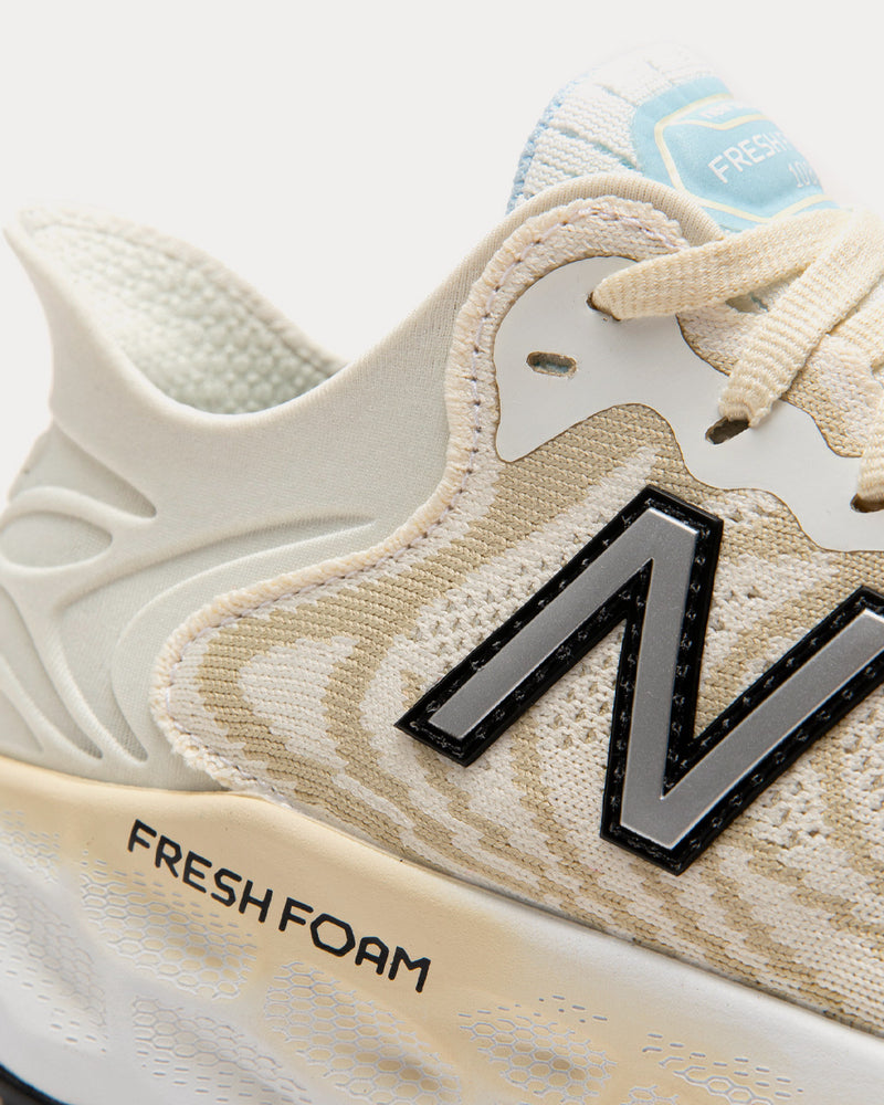New Balance x Naked Copenhagen W1080 Sea Salt / Cloud Cream Running Shoes - 4
