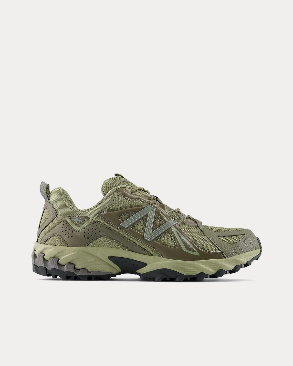 New balance 410v5 triple black hot sale