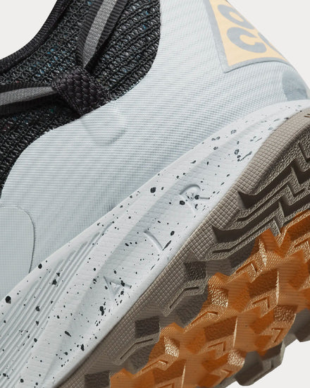Nike ACG Air Nasu 2 Grey Fog / Melon Tint / Metallic Silver Low Top Sneakers - 5