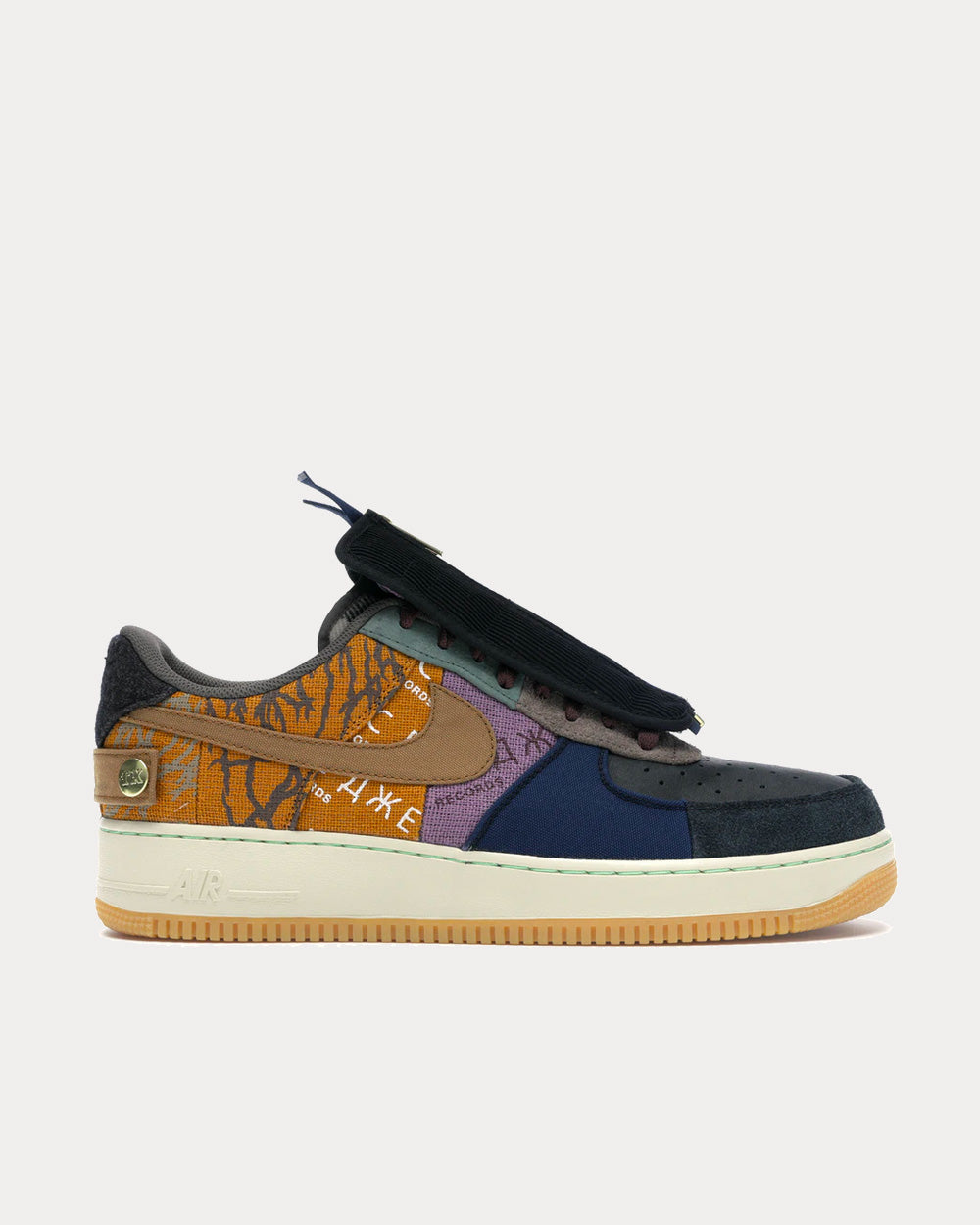 NikeAirForce1LowTravisScottCac