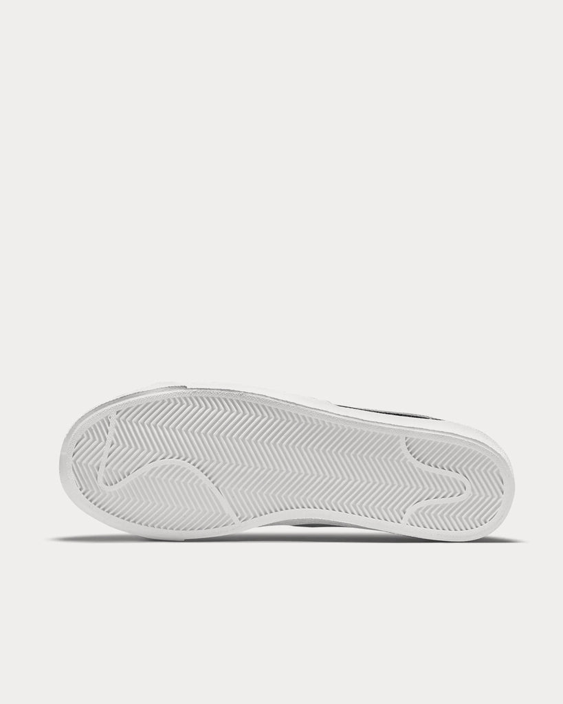 Nike Blazer Low '77 White / Ghost Low Top Sneakers Sneak in Peace